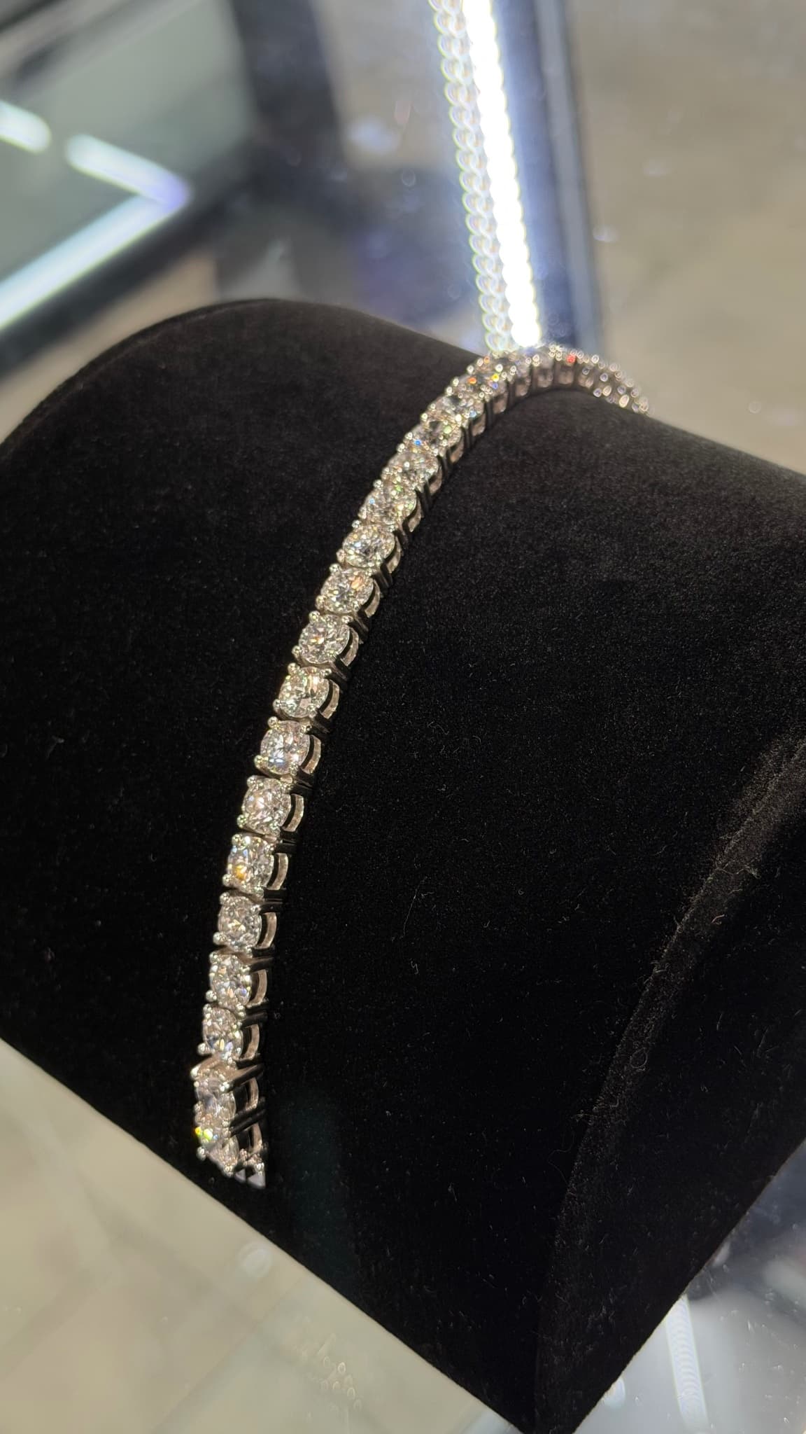 Tennis Bracelet 25.5 ct Tennis Bracelet · White Gold · 14kt — photo 3