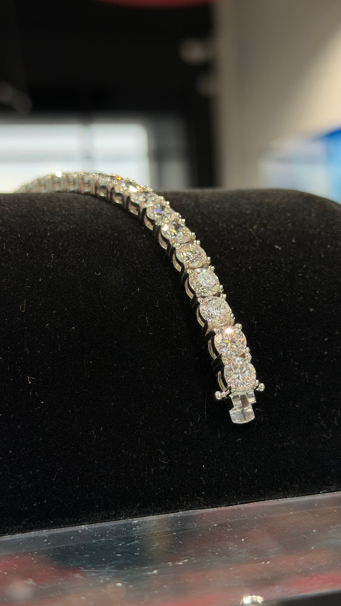 Tennis Bracelet 25.5 ct Tennis Bracelet · White Gold · 14kt — photo 4