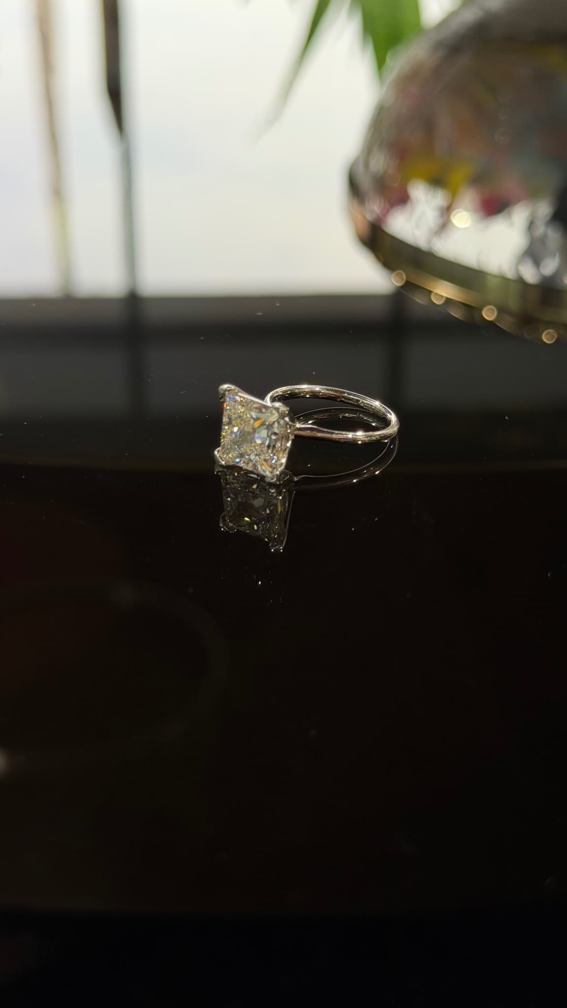 Ring 14kt Princess Cut  · White Gold · 14k