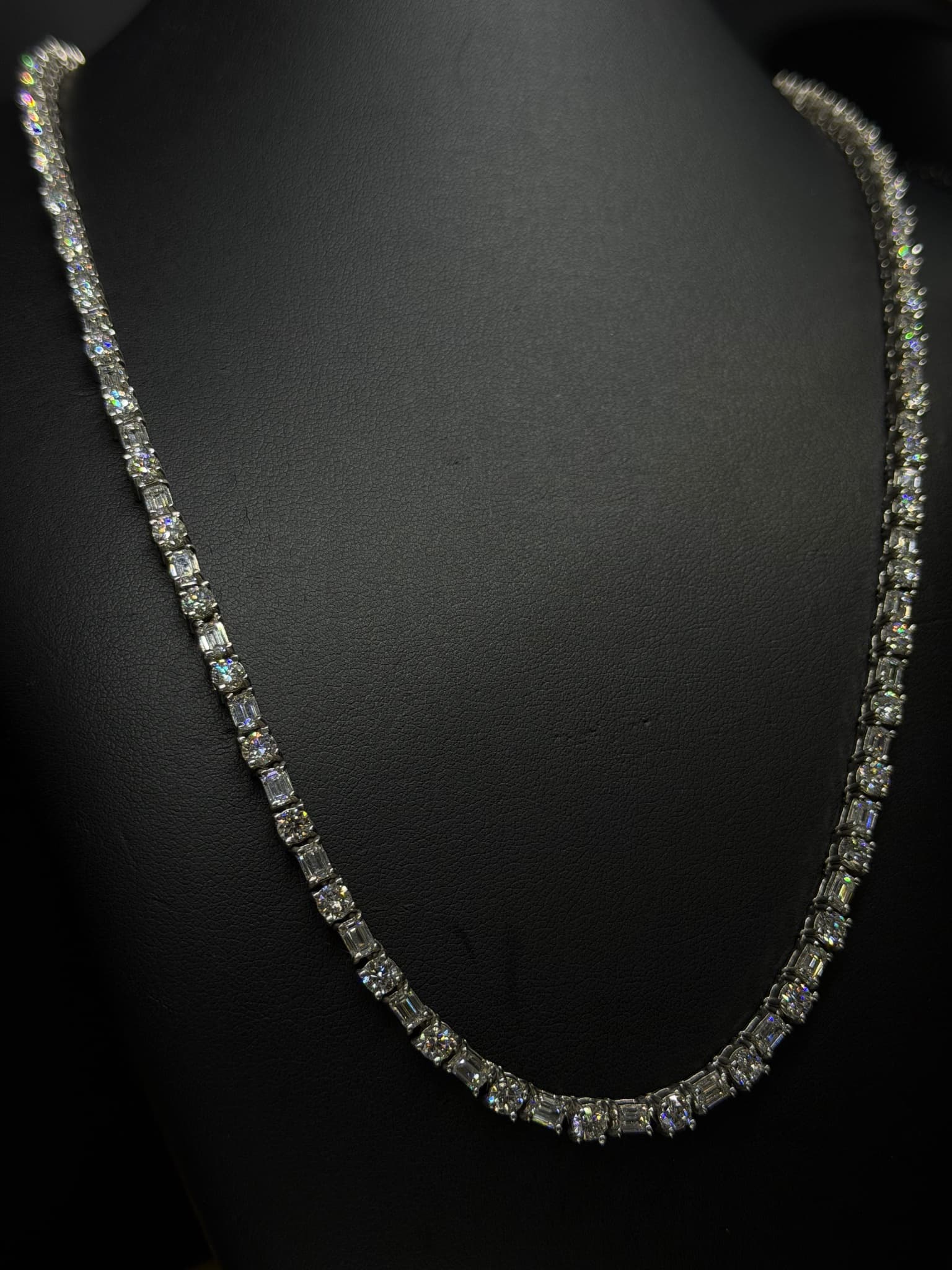 Luxzen Tennis Chains · White Gold · 14k — photo 3