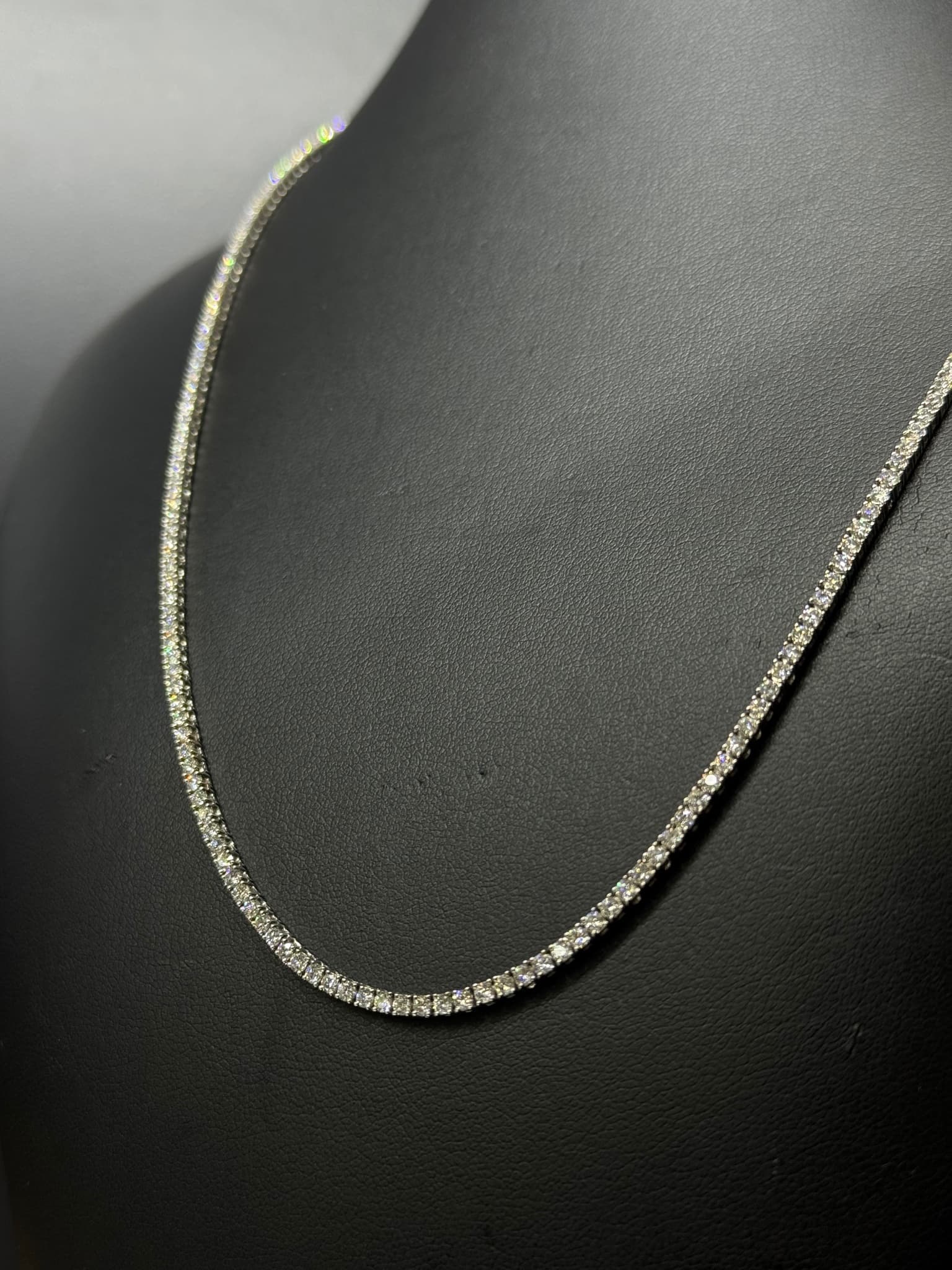 Luxzen Tennis Chain · White Gold · 14