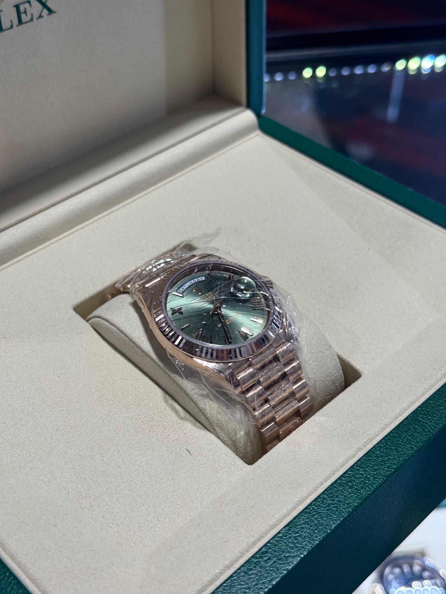 Rolex Day-Date 40 (Ref. 228235-0025) — photo 2