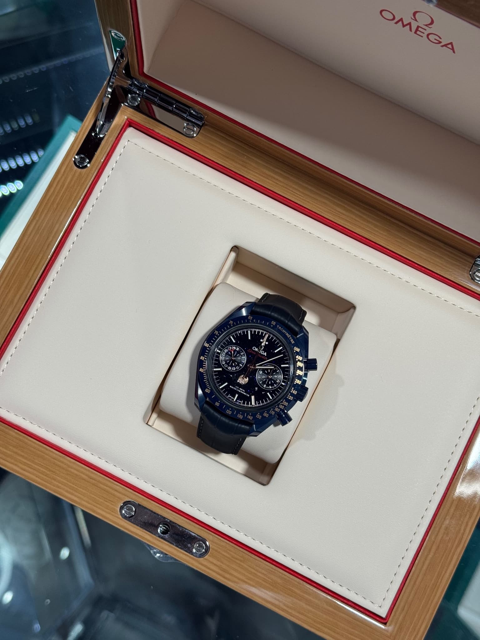 Omega Speedmaster (Ref. 30493445203002)