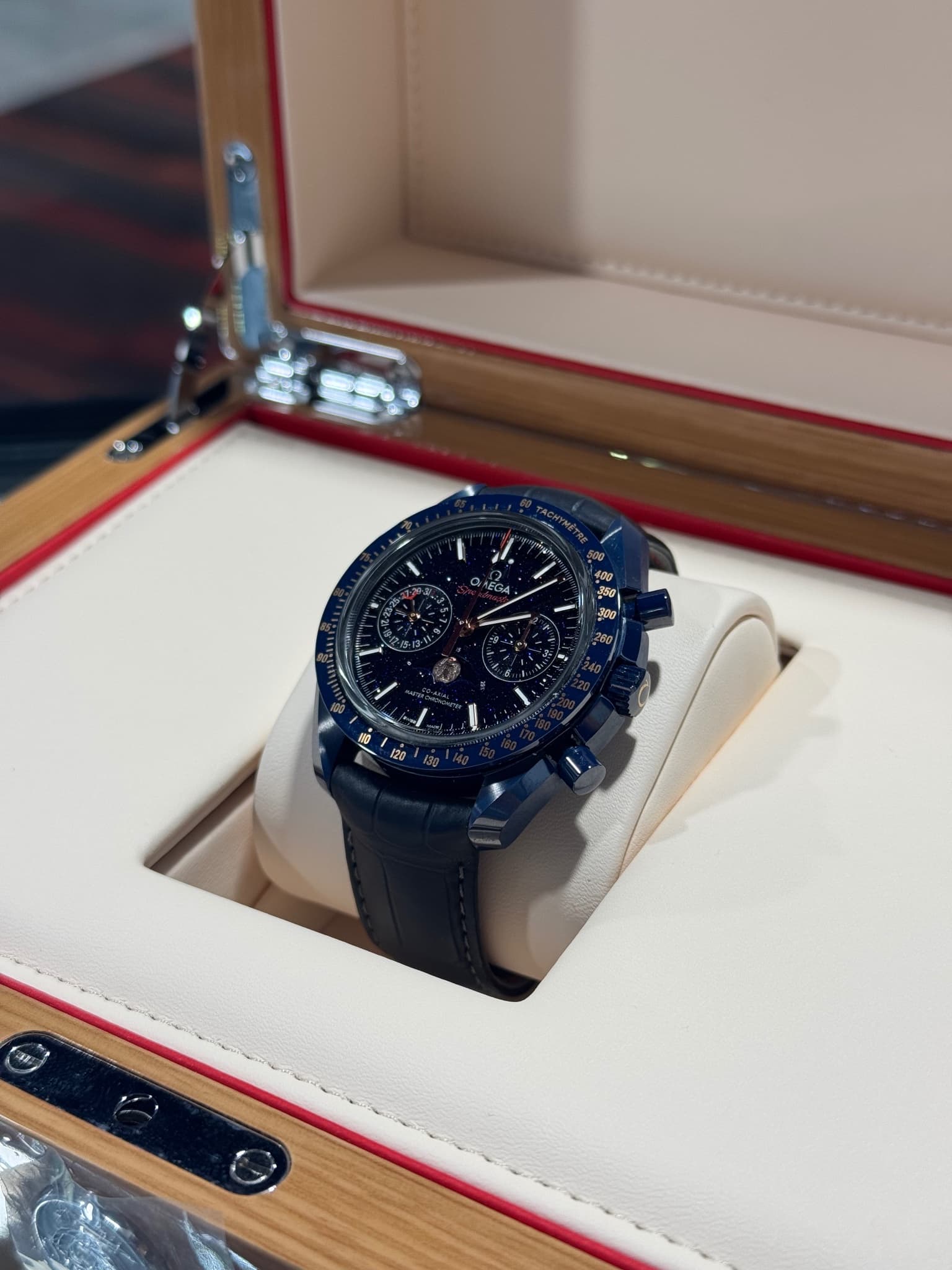 Omega Speedmaster (Ref. 30493445203002) — photo 3