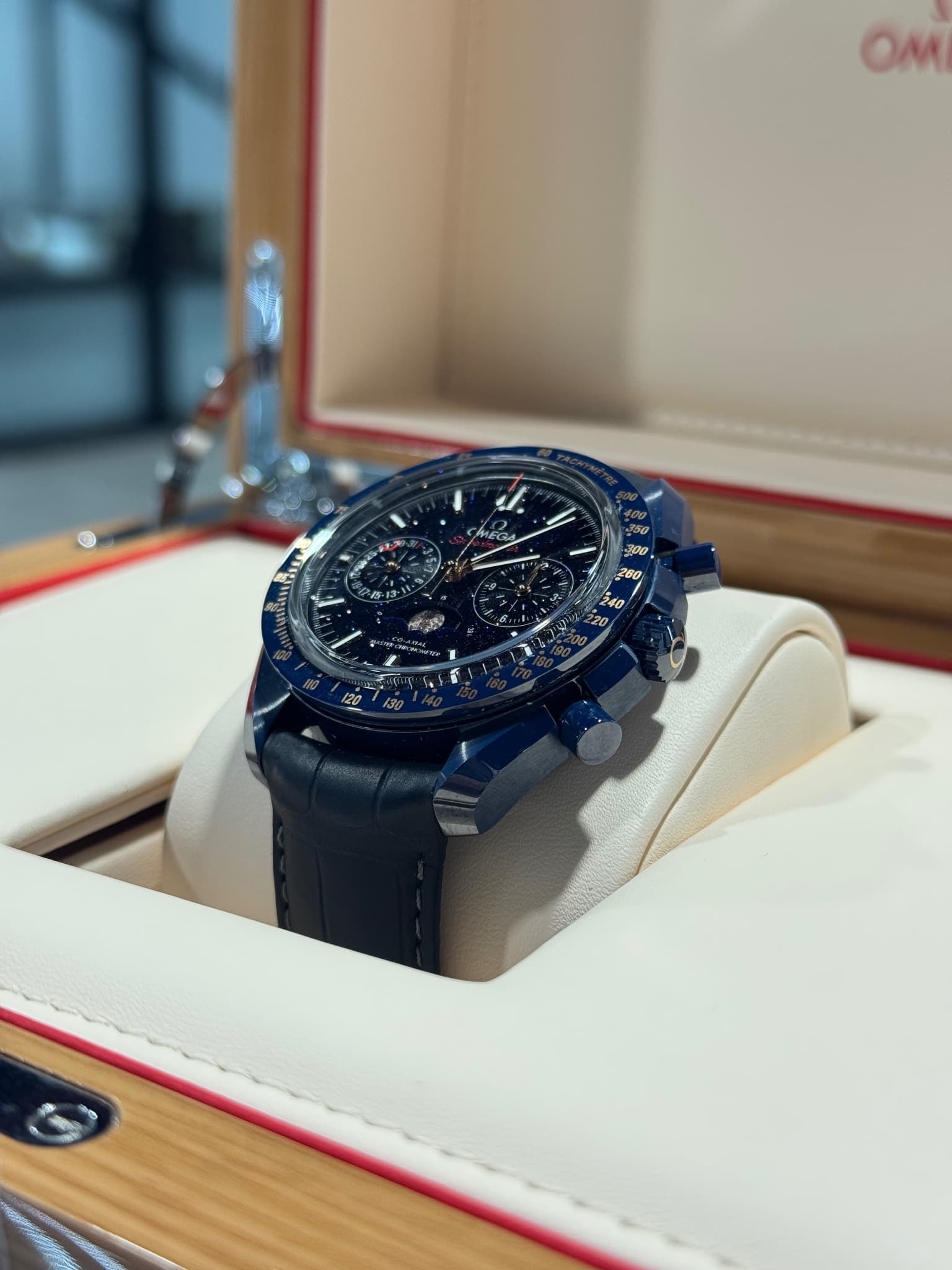 Omega Speedmaster (Ref. 30493445203002) — photo 2