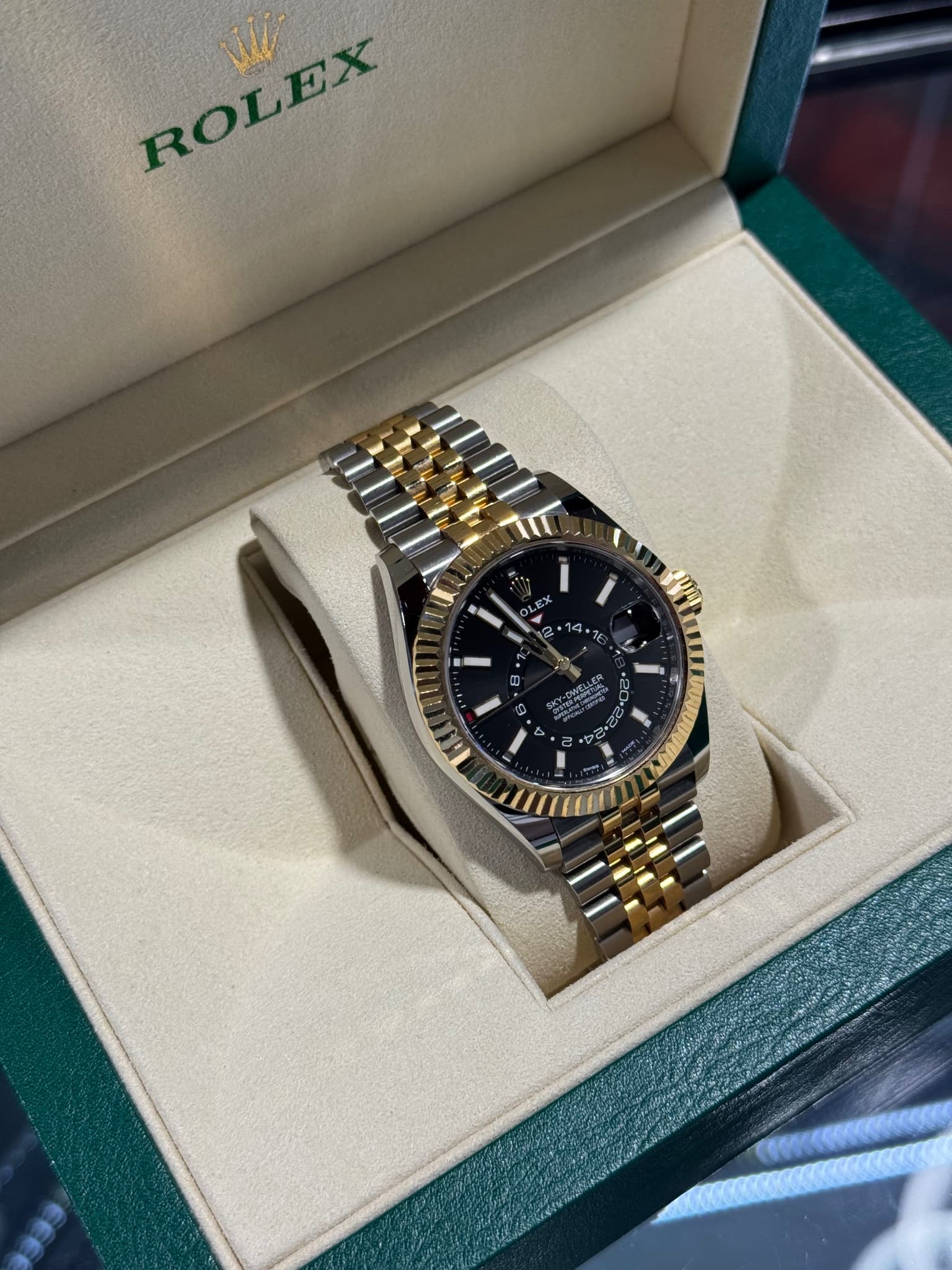 Rolex Sky-Dweller (Ref. 326933-0005) — photo 3