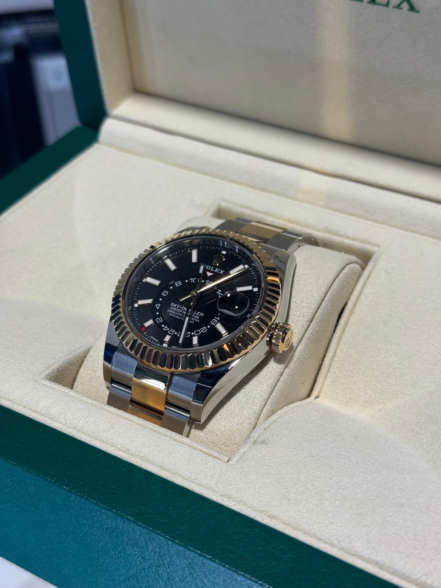 Rolex SkyDweller (Ref. 326933) — photo 3