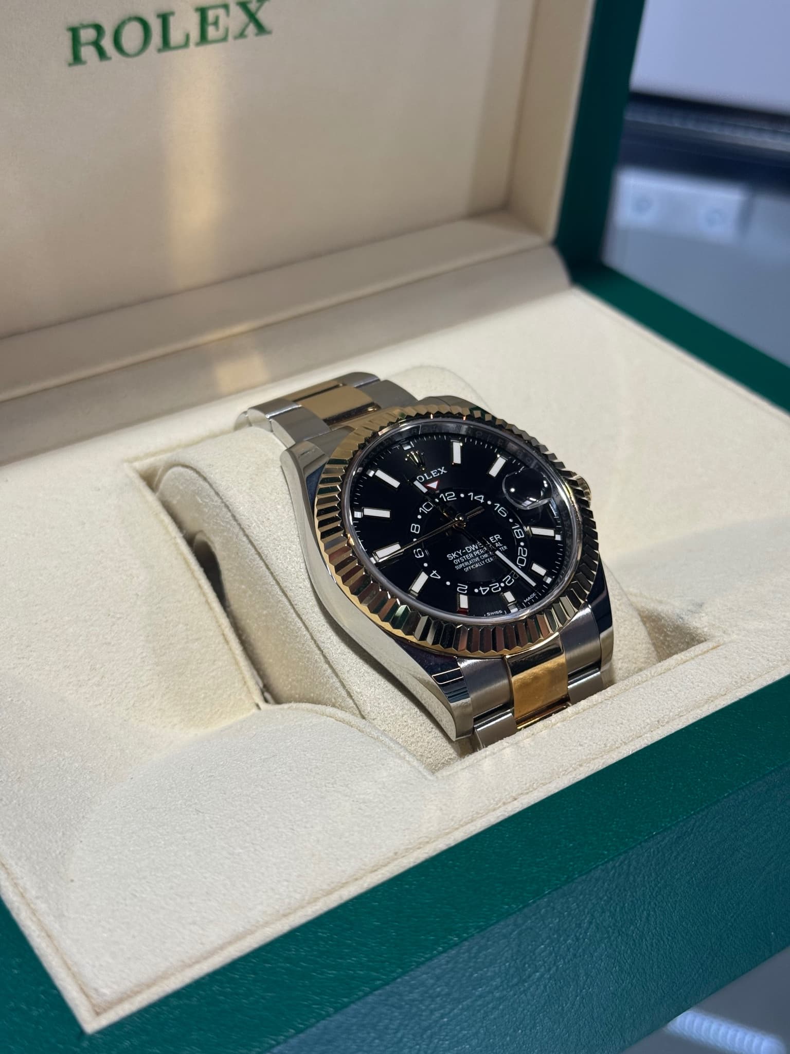Rolex SkyDweller (Ref. 326933) — photo 2