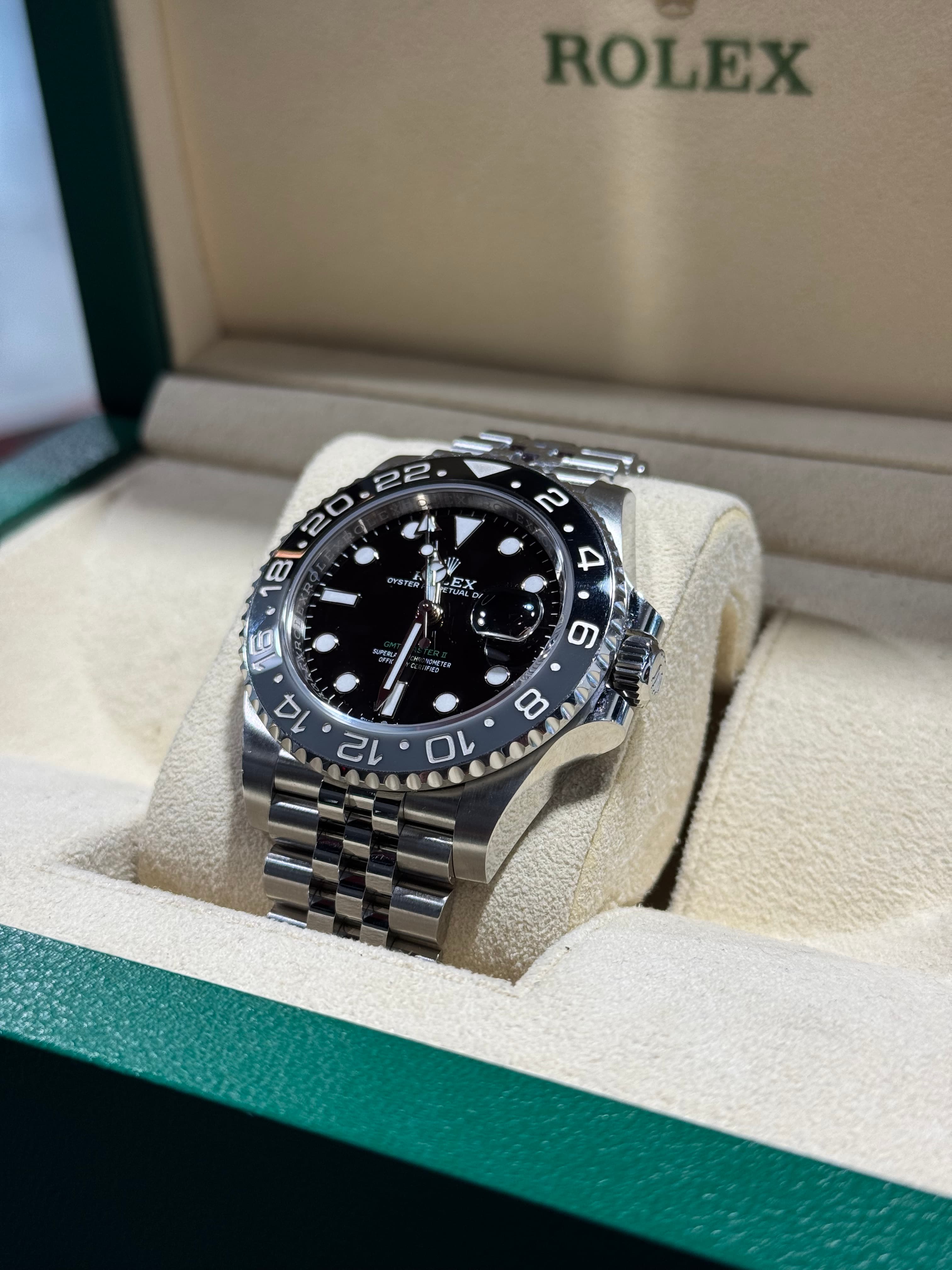Rolex GMT-Master II (Ref. 126710GRNR-0003) — photo 4