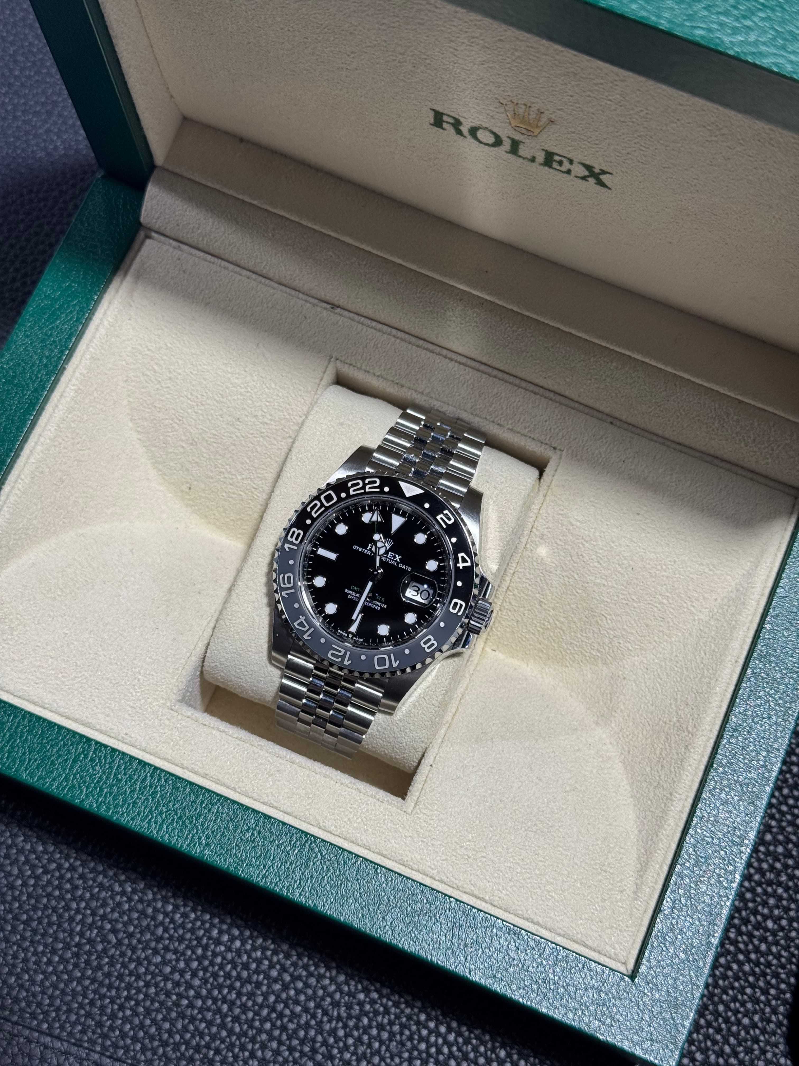 Rolex GMT-Master II (Ref. 126710GRNR-0003)